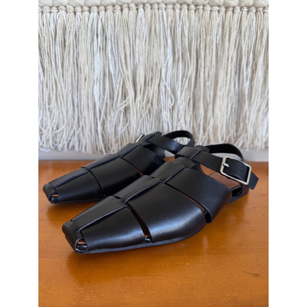 Vagabond Wioletta Fisherman Black Leather Square Toe Flat Sandals Size 7.5
